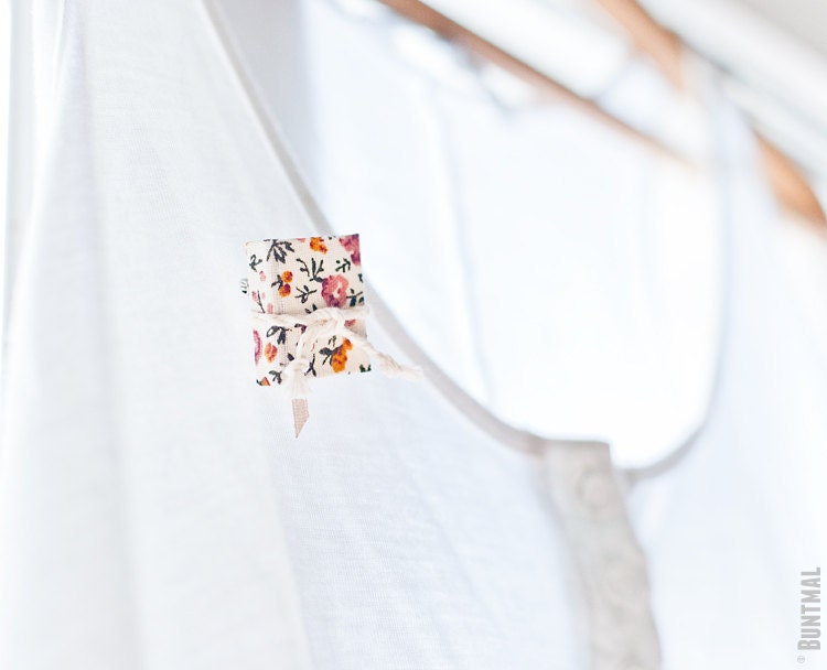 Tiny rustic flowers book brooch
