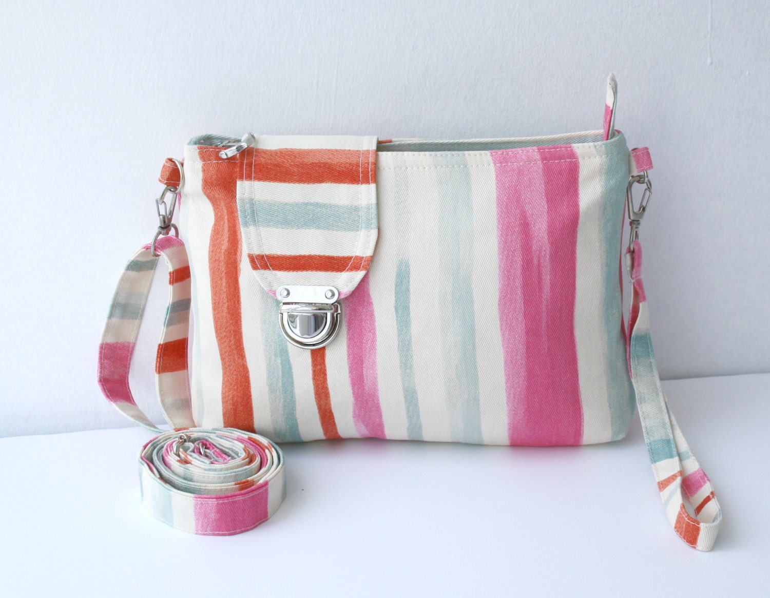 Colorful Striped Midi Messenger  Bag  Wirstlet and  shoulder Adjustable strap Zipper Closure