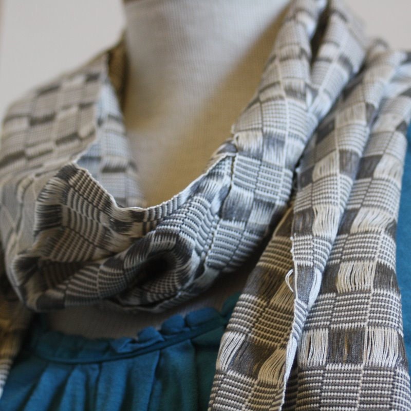 Handwoven Silver and Gray Checkered Scarf - Daw 25