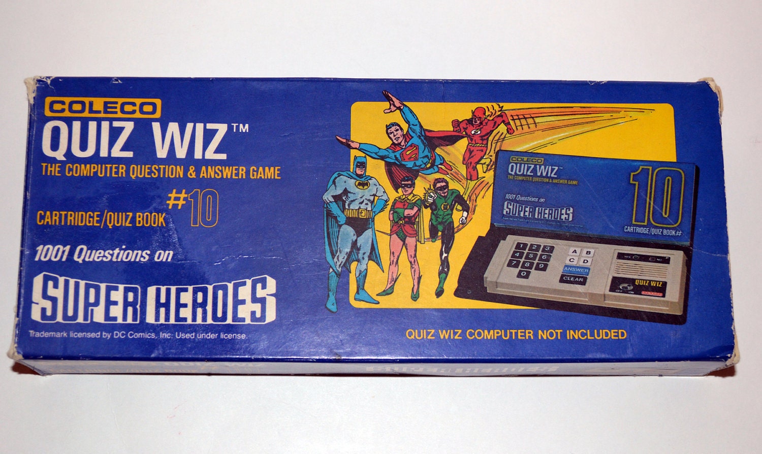 Coleco Quiz Wiz, 1001 questions on DC Super Heroes, Vintage 1980 cartridge quiz book
