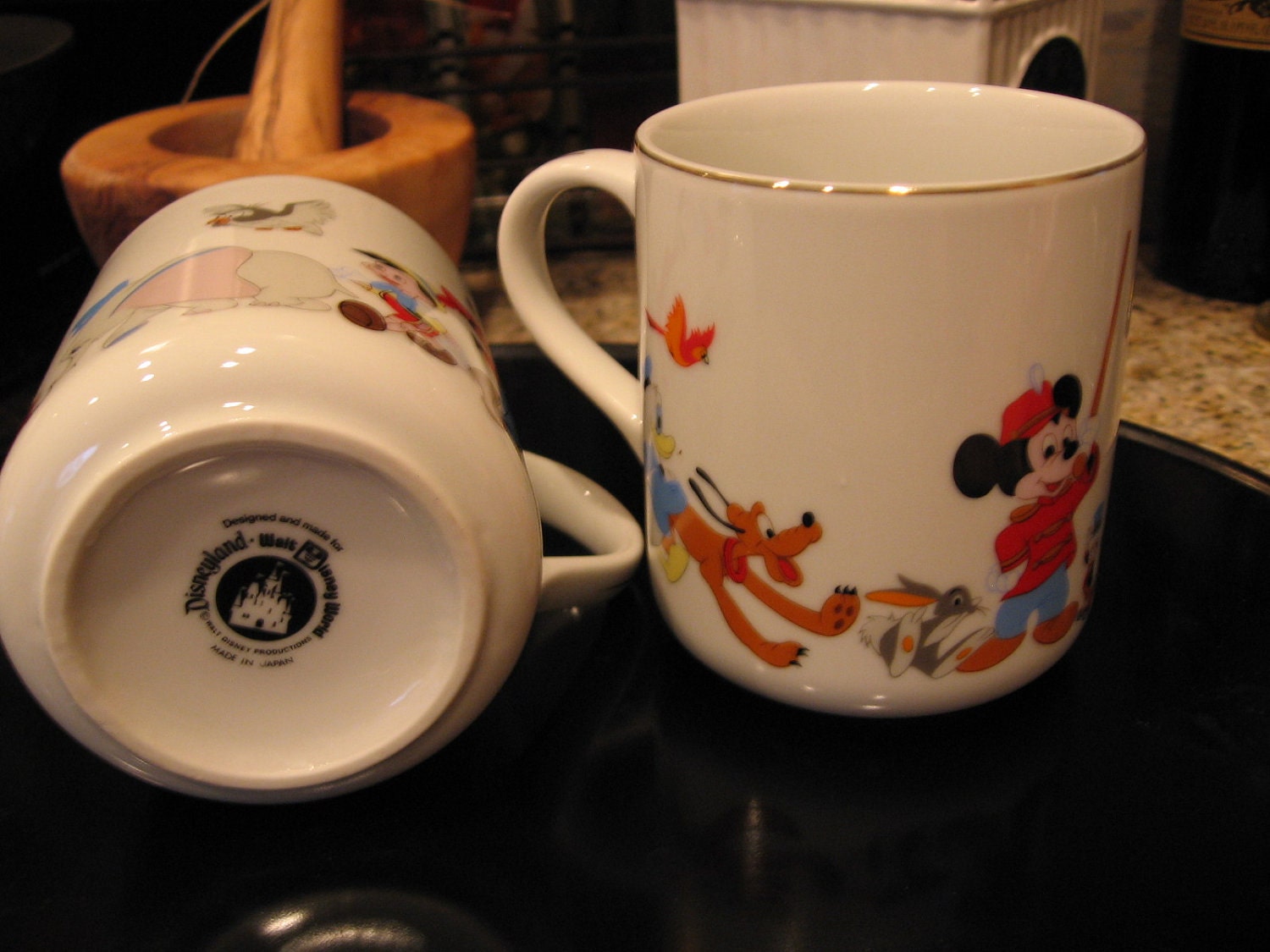 Disney Mug Set with Dumbo Mickey Pluto Pinocchio Donald and more- Gold Trim