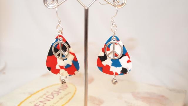 Red, White and Blue Guitar Picks, Silver Peace Sign Charm Dangle Pierced Earring.  CKDesigns.us