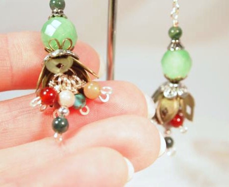 SALE Green Agate Budding Flowers Pierced Dangle Earrings CKDesigns.us