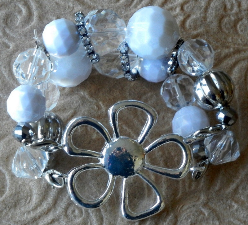 Silver Metal Flower Face w/Interchangeable White & Silver Watch Band