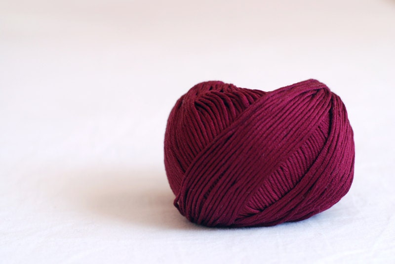 Cotton mercerized yarn - DK weight - burgundy