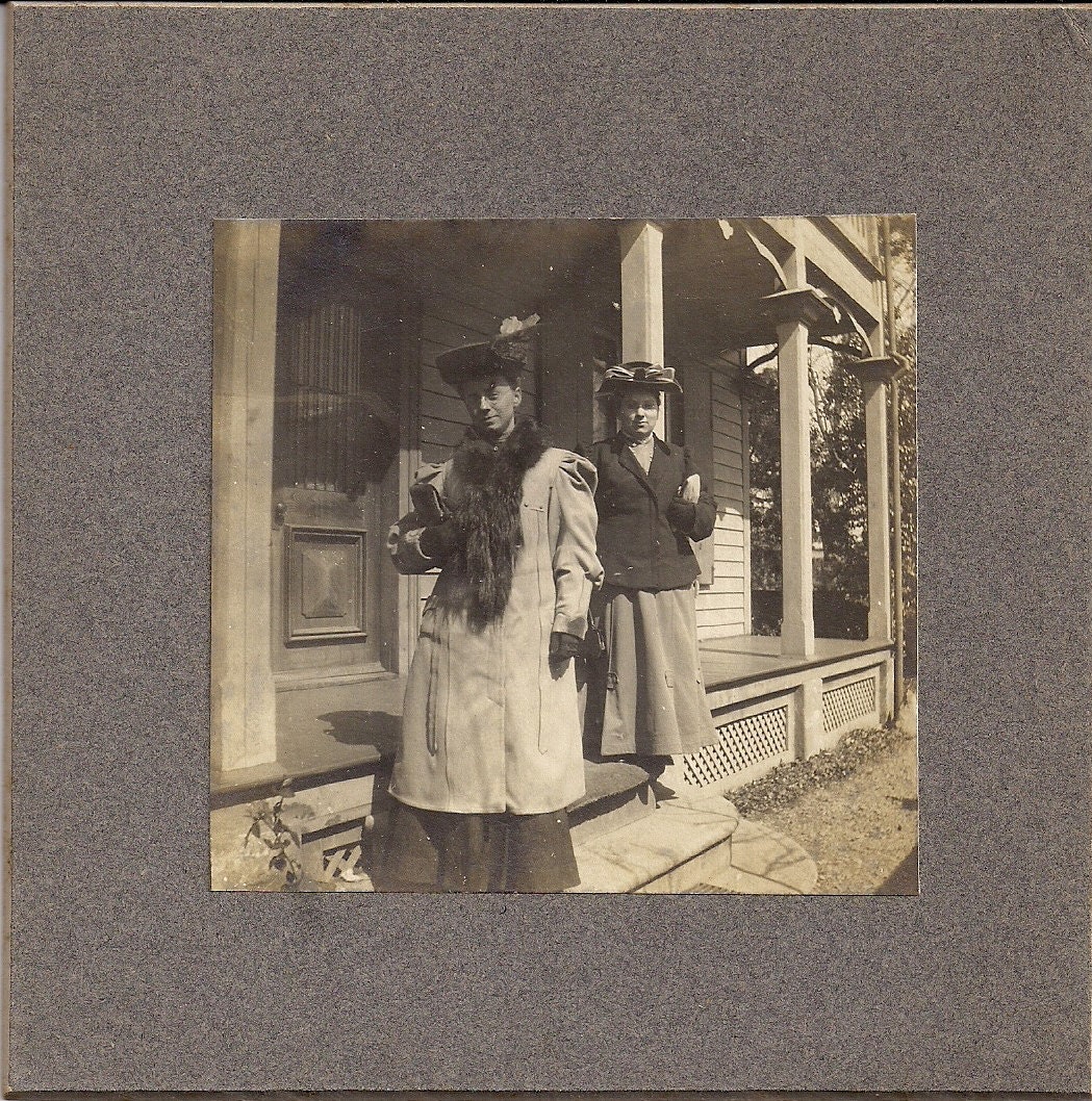 1907 Vintage/ Antique Photo of 2 women with beautiful dresses and hats