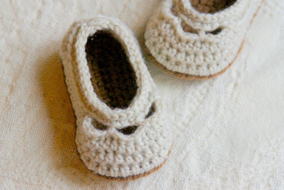 Crochet Baby Booties Pattern For Baby Yoke Ballet Slipper - PDF Instant Download - Crochet Pattern Pattern number 109