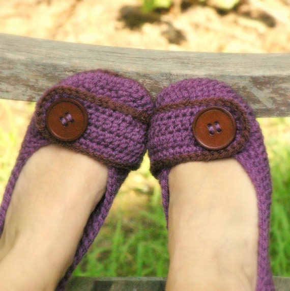 Crochet Pattern - Violet Womens House Slipper - SIX sizes included - Womens 5 - 10 - Pattern number 205 Instant Download