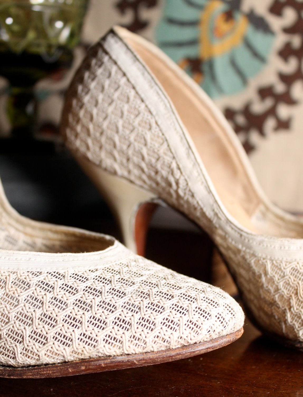 1950s White Pumps - by Wing Step - Size 7 - 7.5