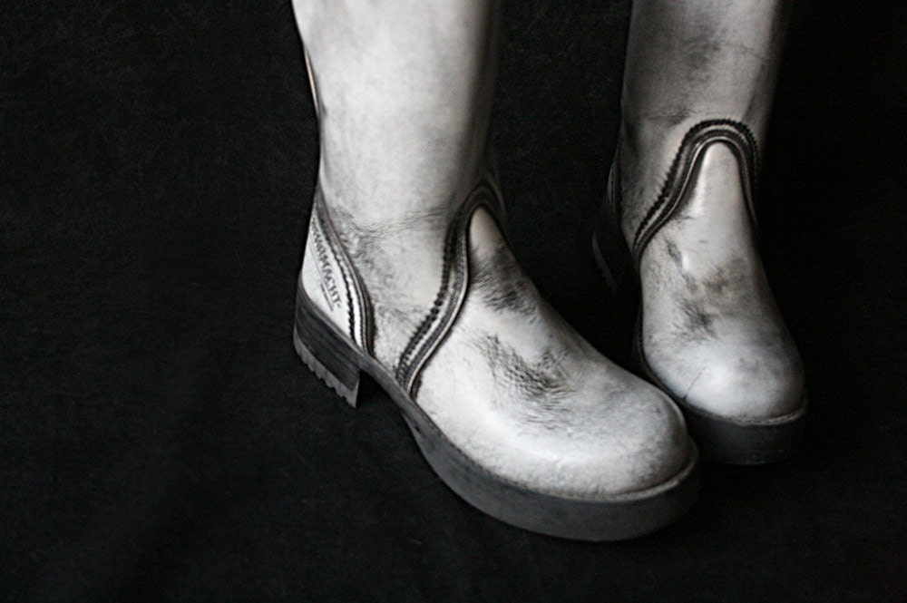 Grey Waves Vintage Boots RARE Military type FREE SHIPPING - New Never worn