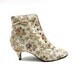 SALE // Tapestry Embroidered Brocade Granny Boots // Womens size 6 // nearly new vintage // rare