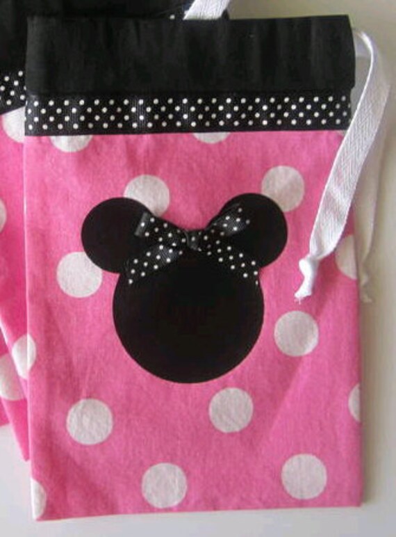 Pink Minnie Mouse Fabric Treat Bags Loot Bags by FavorWrap Pink Minnie Mouse Fabric Treat Bags Loot Bags by FavorWrap