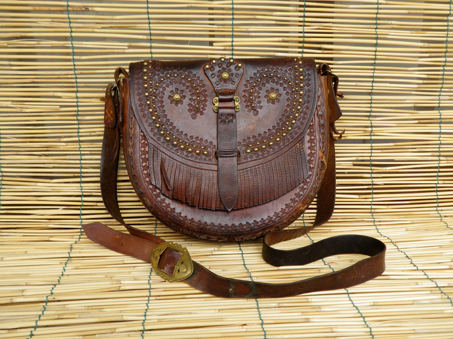 Reserved Vintage Lady's 1970's Distressed Leather Shoulder Strap Bag