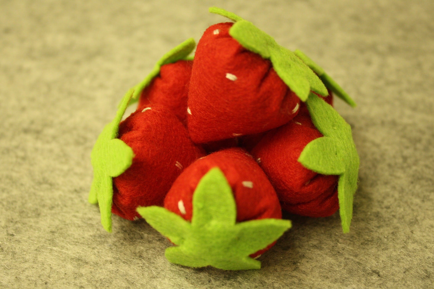 Yummy Felt Strawberry - Set of 6