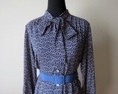 SALE...1970s Prussian Blue and Mauve TypoGraphic Print  Dress