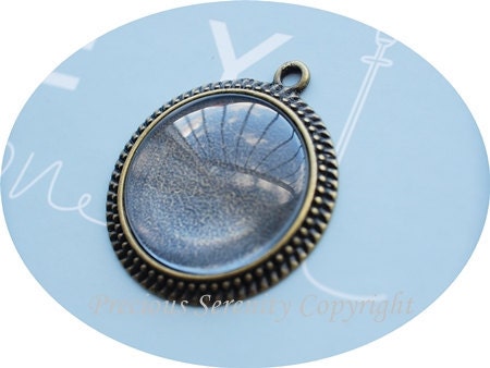 2pcs 30mm Antique Brass Vintage Matching  Cabochon Base Setting sets with glass cameos Round Filigree Pendant Code: B267