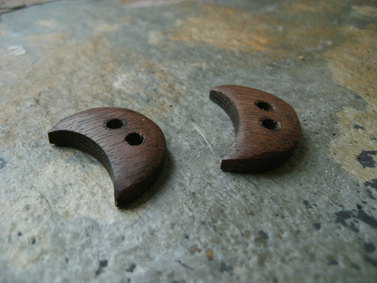 Wood Buttons Two 3/4 In. in Black Walnut
