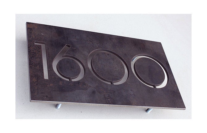 Modern House Numbers - Centered
