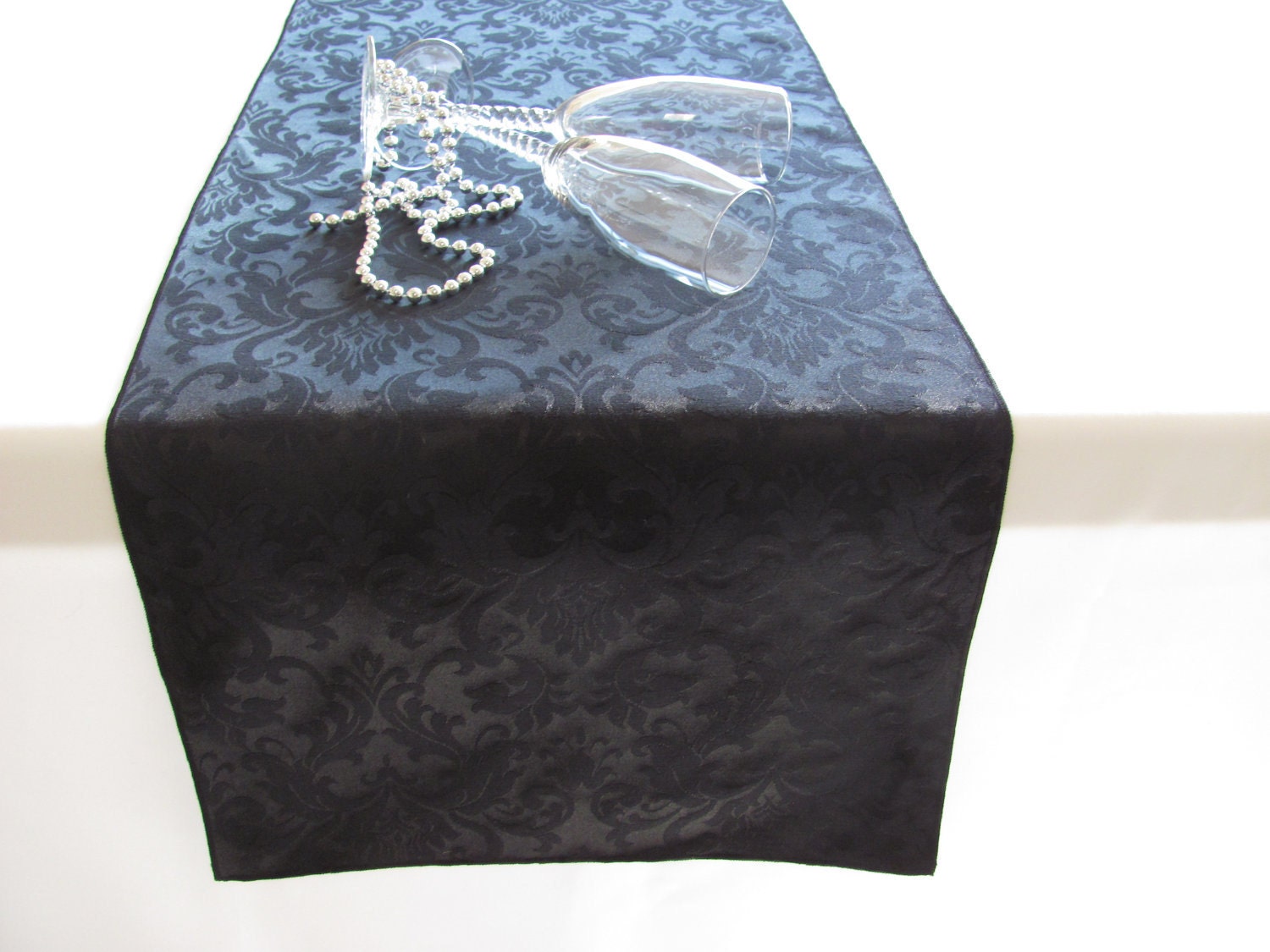 Table Runner 13,5" x 92" - Black Damask
