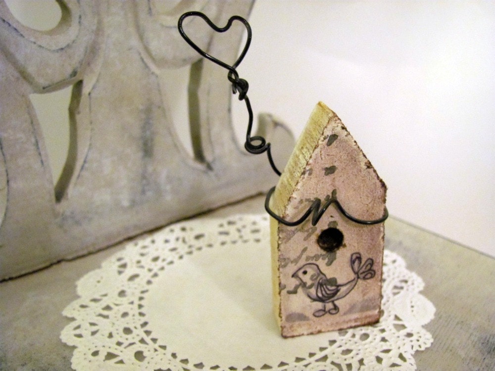 Little Heart Primitive Folk Art Style Miniature Bird House