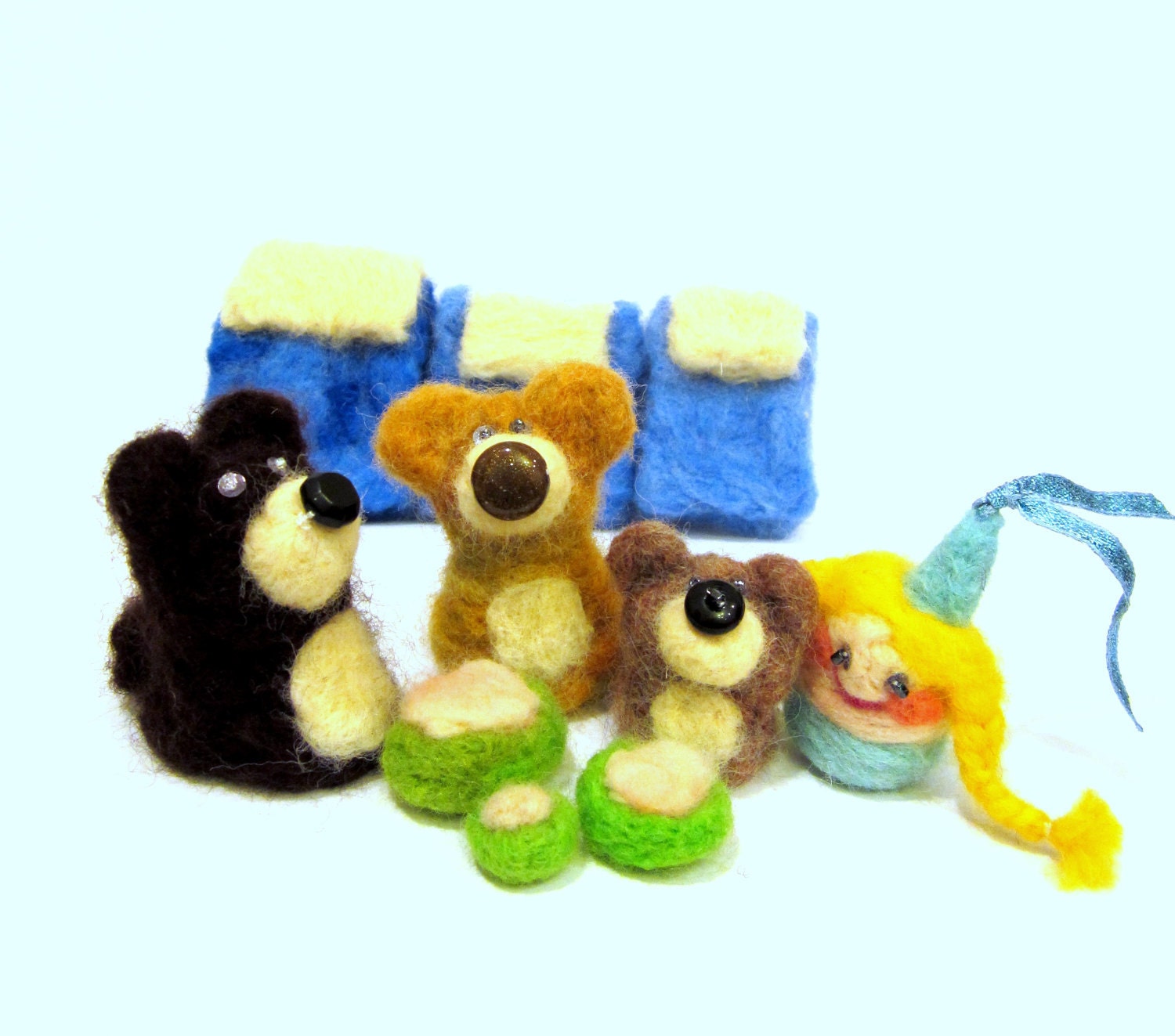 3 bears and goldilocks toy felted 10 piece set