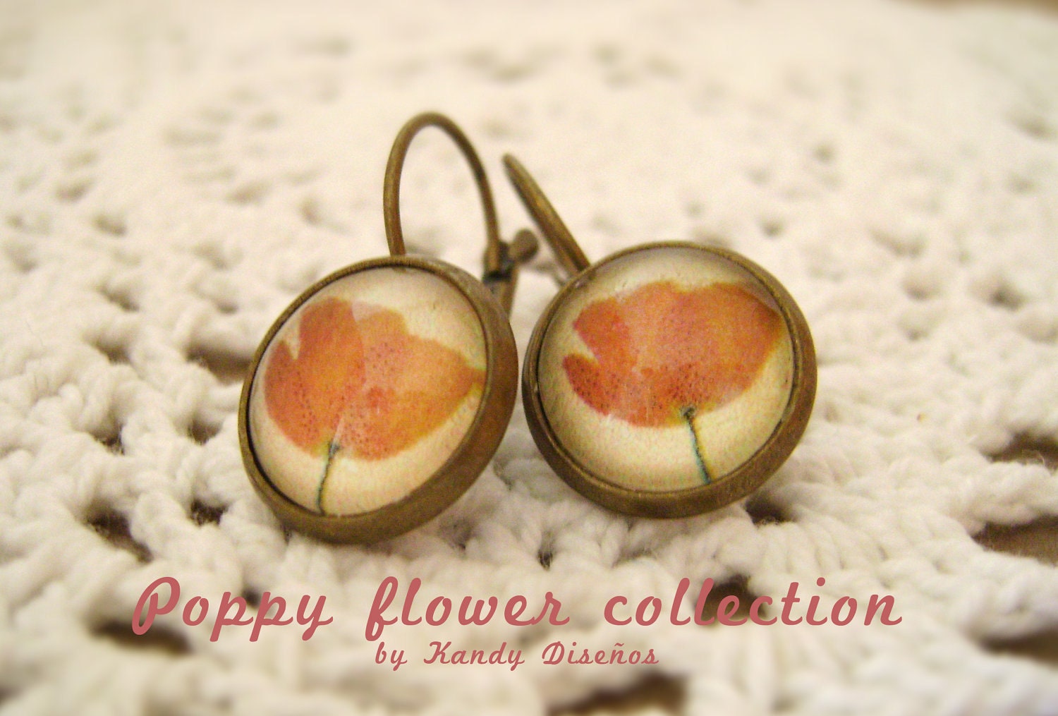 Poppy flower earrings. Tiny earrings. Mother gift. Mother day. Vintage earrings. Flower earrings. Red poppy. Photography jewelry