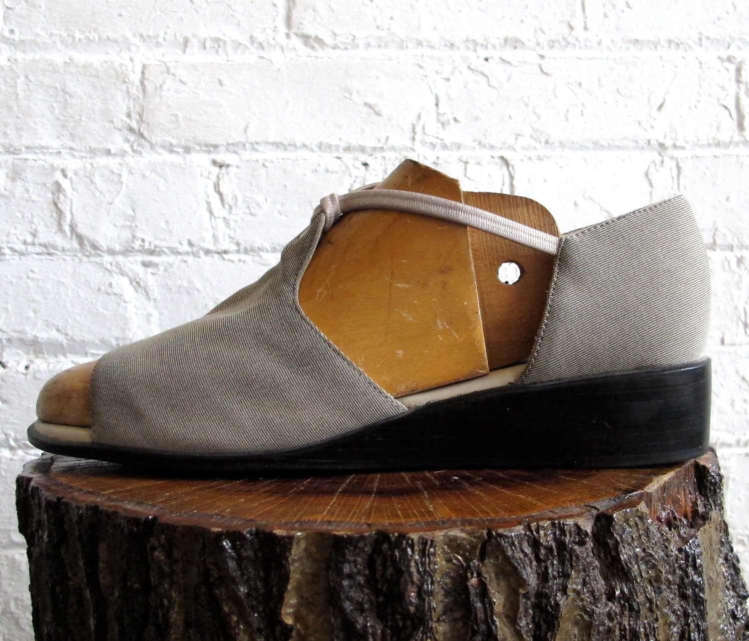 Vtg 90s Minimalist Low Wedge Sandals / Open Toe Mary Jane Sandal Shoes / Women's Size 10 US - 40 Eur - 7.5 UK