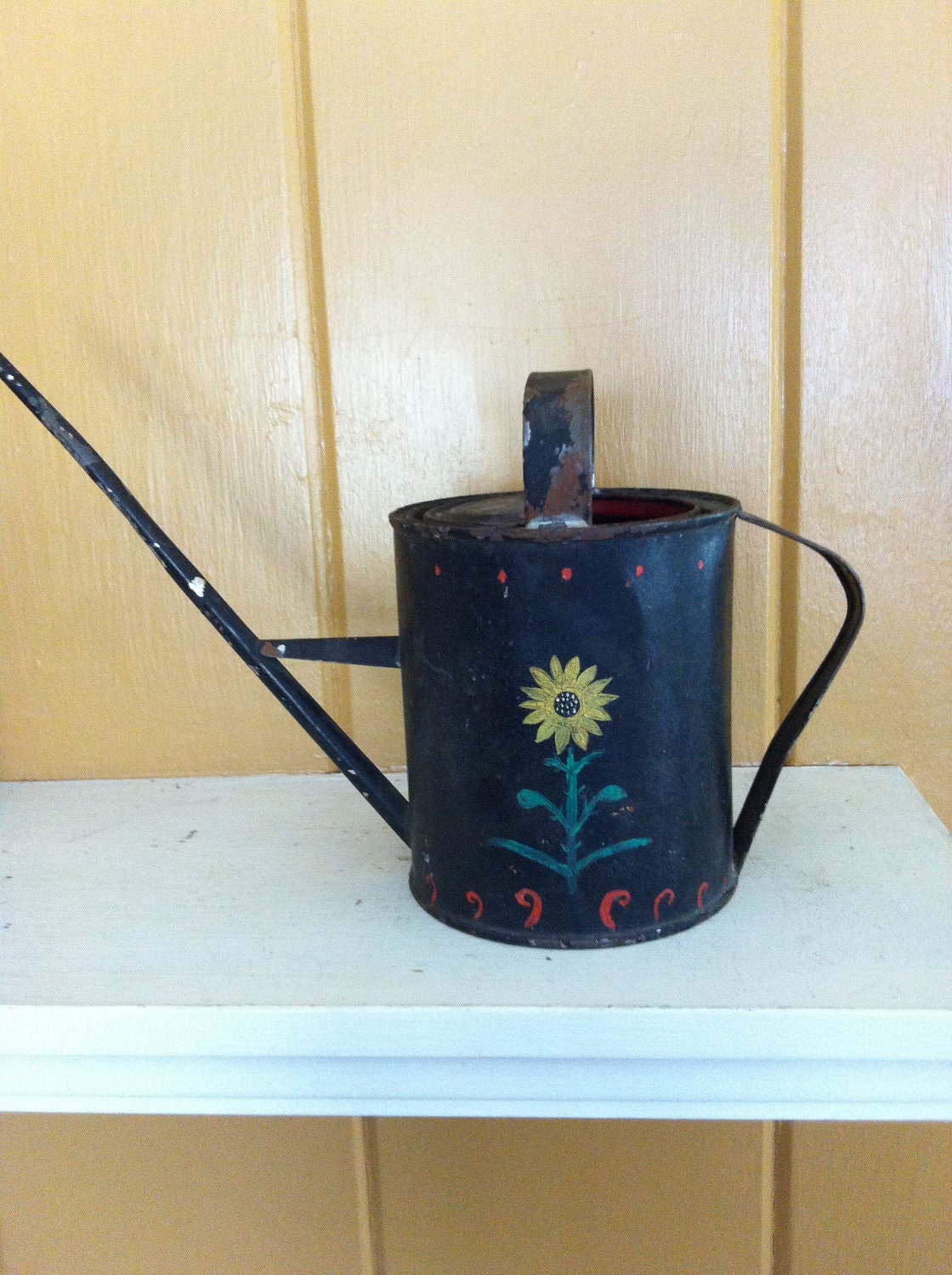 Watering Can Black with Floral Design very Vintage and  Cottage Chic Farmhouse Chic-Country French