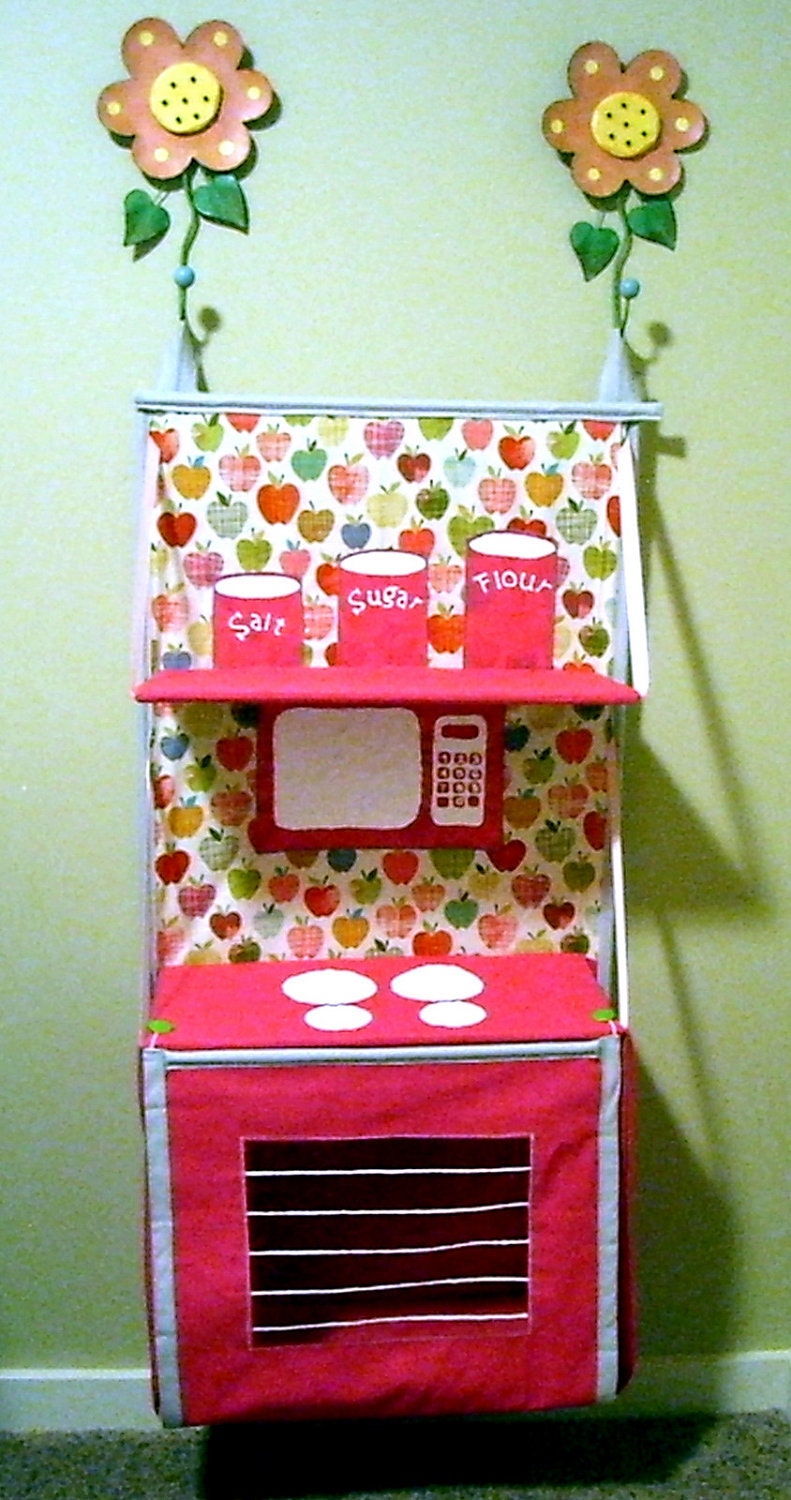 Folding fabric Play Kitchen e-pattern. Store away when not using.