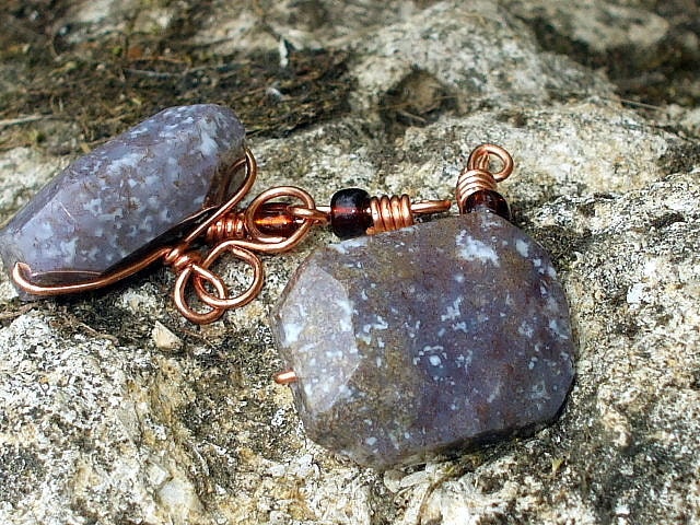 Faceted Wirewrapped Cufflinks - Thunder Egg - Gentlemen's Wirework Cuff Links with Copper Wire and Speckled Stone