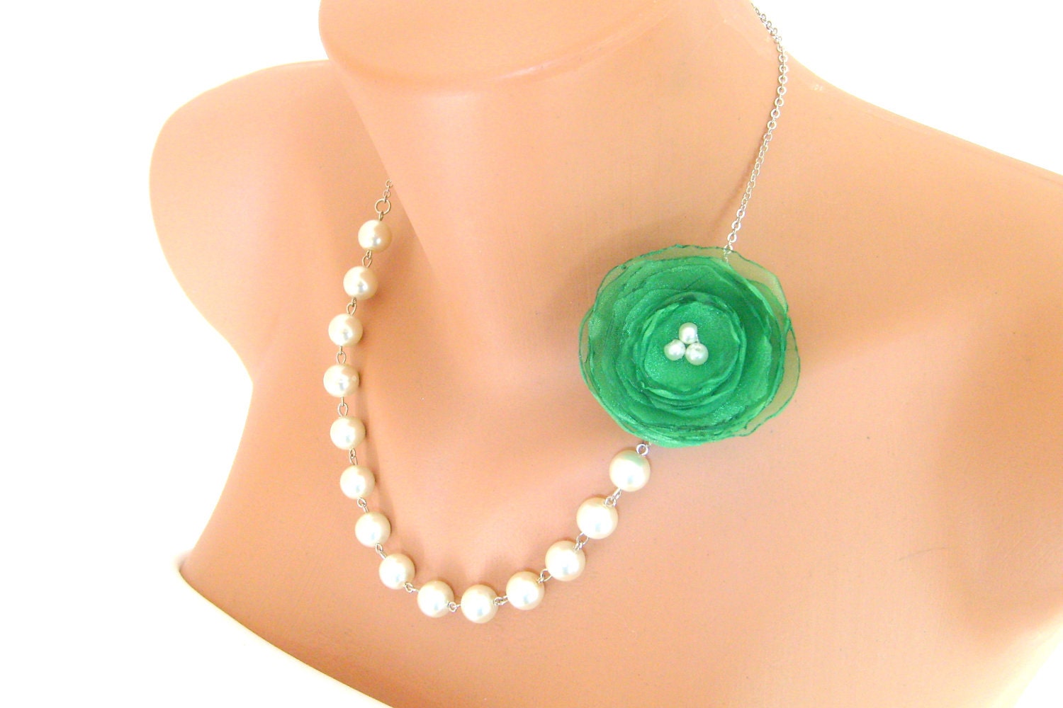 emerald green organza flower wedding necklace designed with ivory pearls bridal jewelry bridesmaid gift wedding jewelry