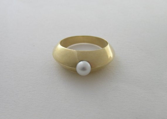 Gold Ring with a Pearl - Hollow Sculpted 14k Gold Ring - Solid Gold