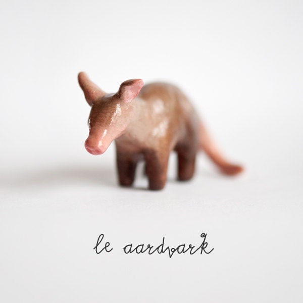 Le Aardvark Citrine Totem by le animalé