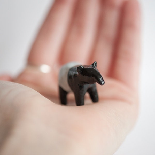 Le Peaceful Tapir Totem by le animalé