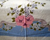 Vintage 40s 50s Shabby Cottage Floral Tablecloth. Pink. Pansy