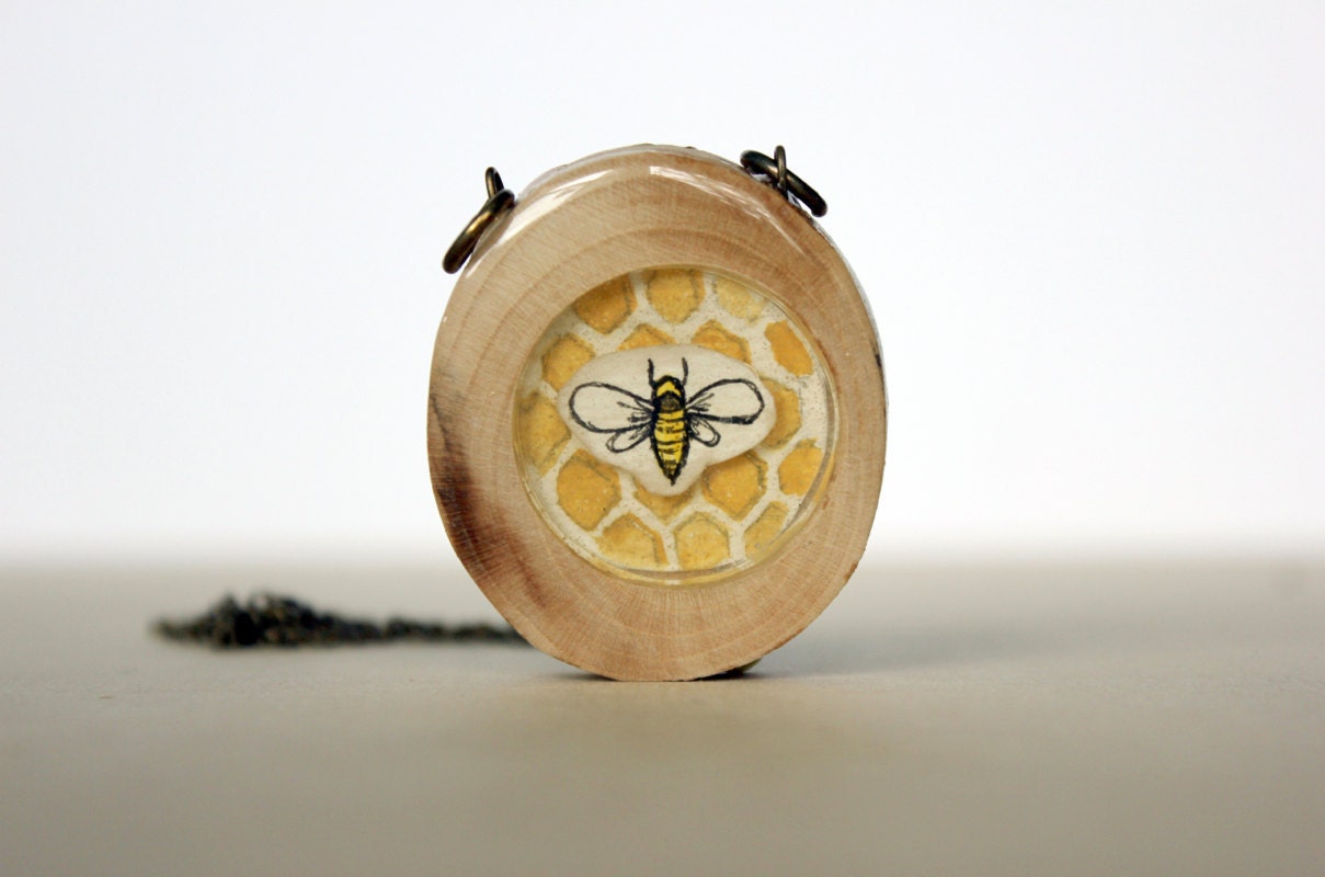 honey bee spring fashion necklace- hand painted bee necklace- honey comb wooden necklace