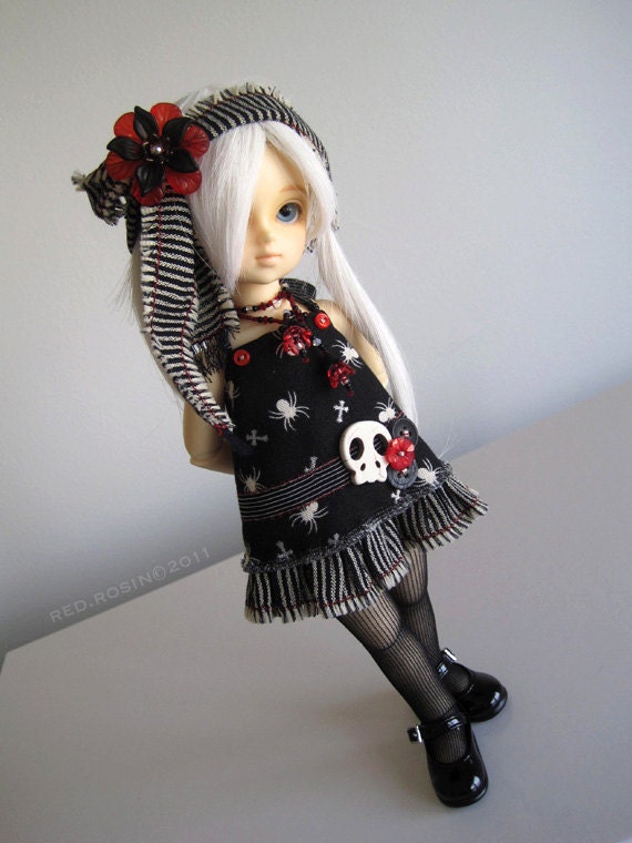 YoSD SF Black Spider Cross Red & Stripes Dress Set (Full Set)
