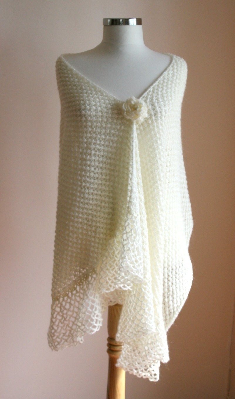 Sparkled Scarf in Creme - Off white Shawl - Chic Elegant Bridal Wrap - Women Accessories - Knit Fashion