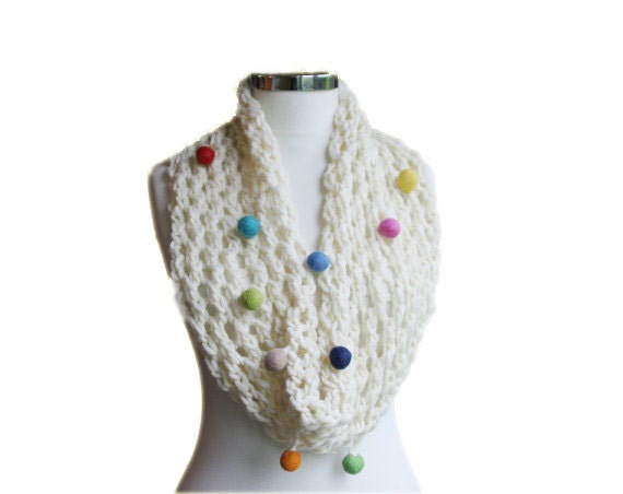 Knitted Scarf - Wool Infinity Scarf in Cream with Colorful Felted Pom Pom - Loop Scarf in Off - White - Warm Winter Fashion - Women Teens