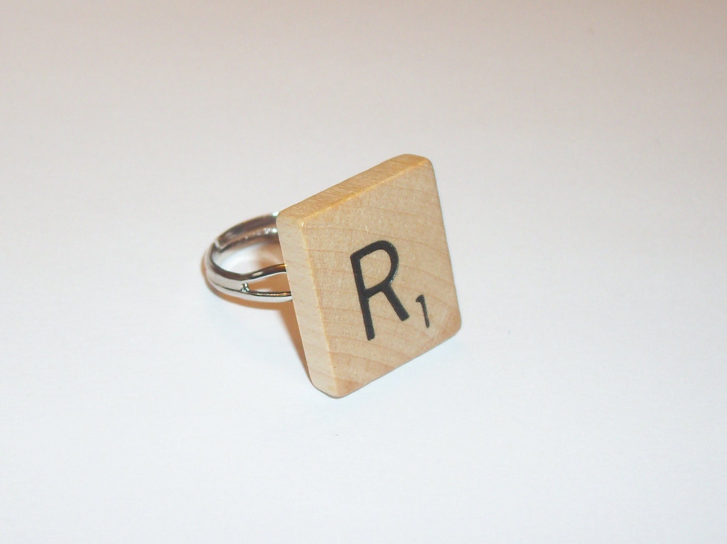 Scrabble Letter R