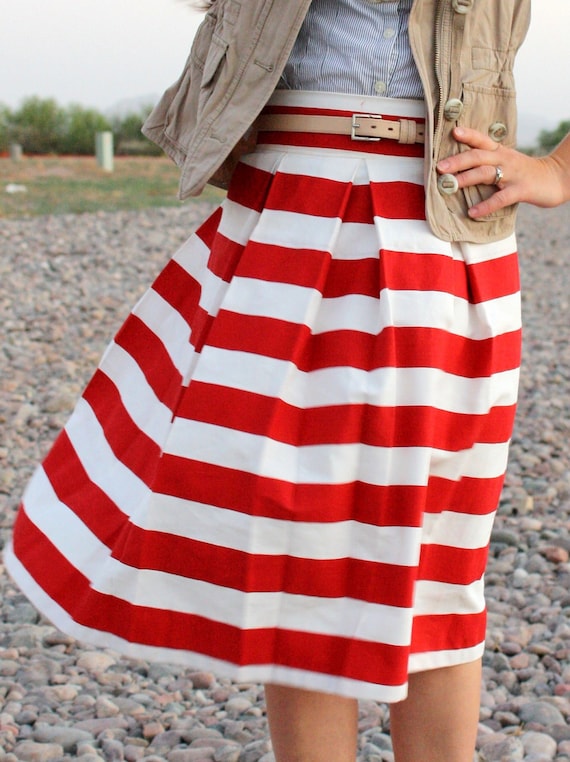 Red and White Striped Pleated Skirt by laviepetite on Etsy