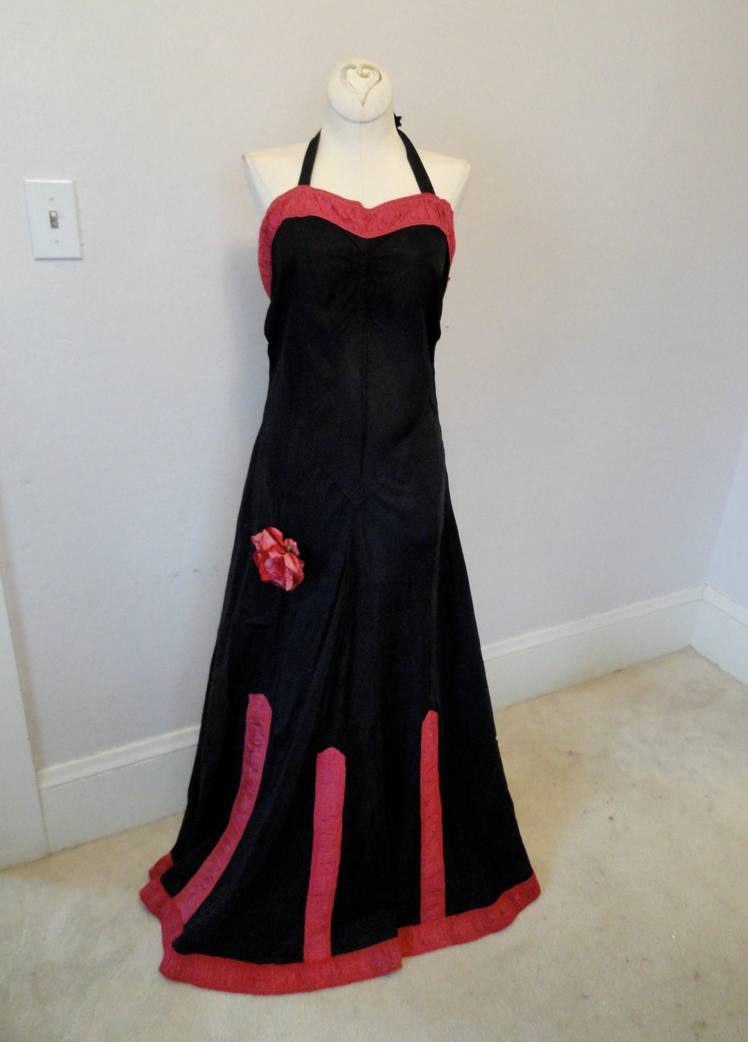 1940s Black Taffeta Rose of the Ball Gown Prom Dress with Fuchsia Accents and Velvet Rose M L