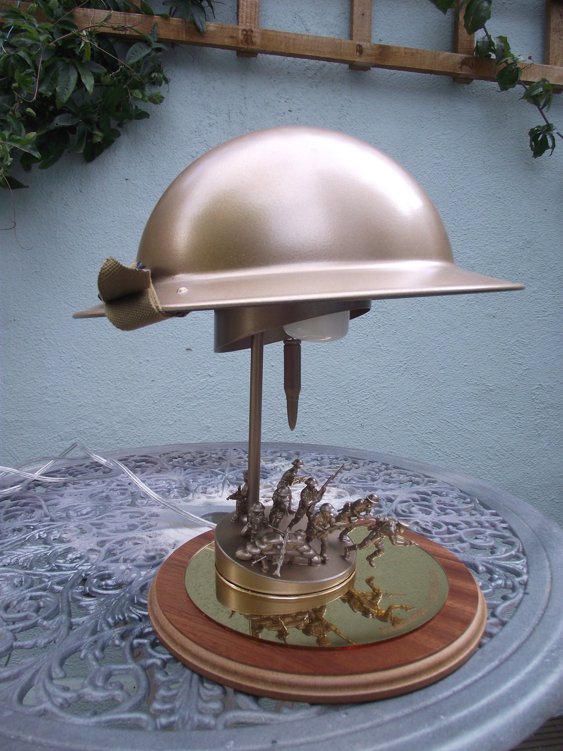 Desert Rats, Tobruk 1941 Headlamp bu Uzi