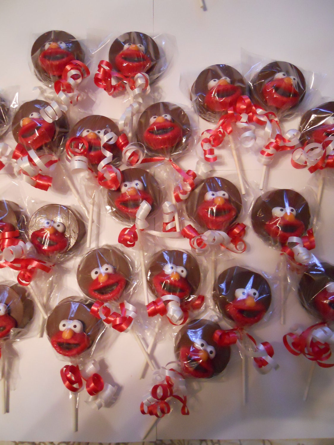 50 Sesame Street Elmo Chocolate Oreo Cookie Pops Lollipops Sucker Birthday gift Party Favor Kids