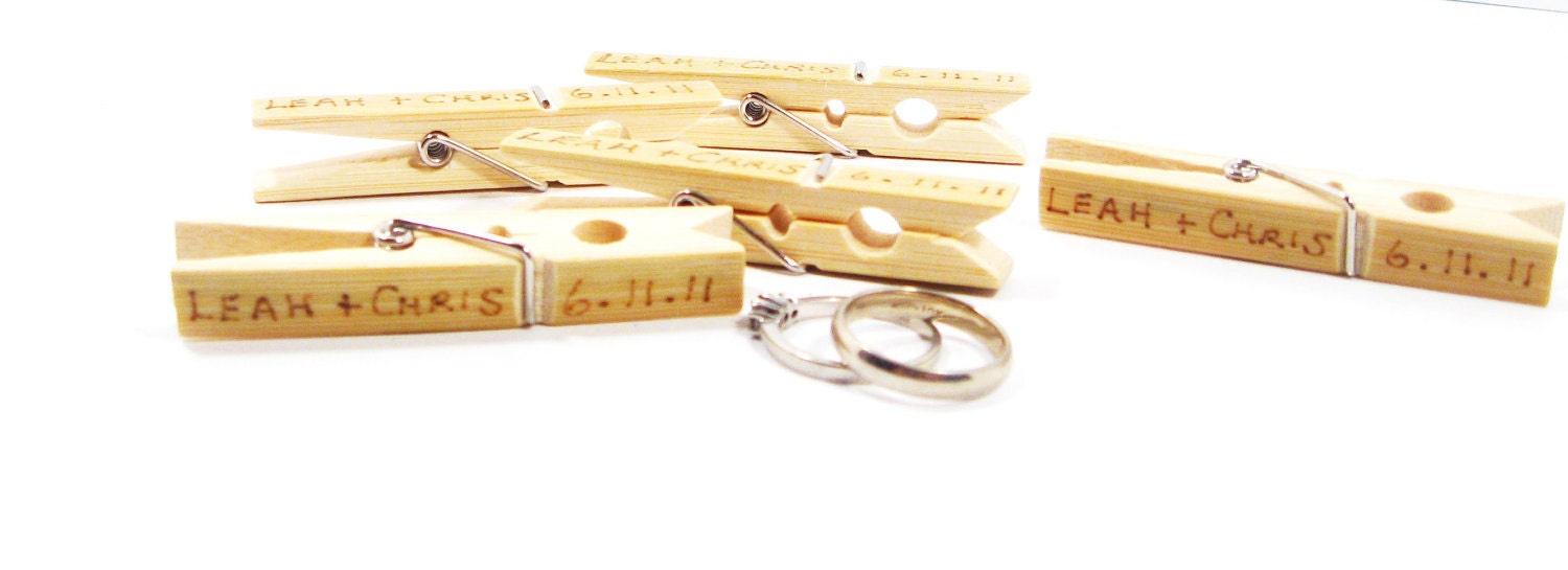 Wedding favors. Save the date. Set of 100 woodburned clothes pin magnets. Wedding decorations and favors.