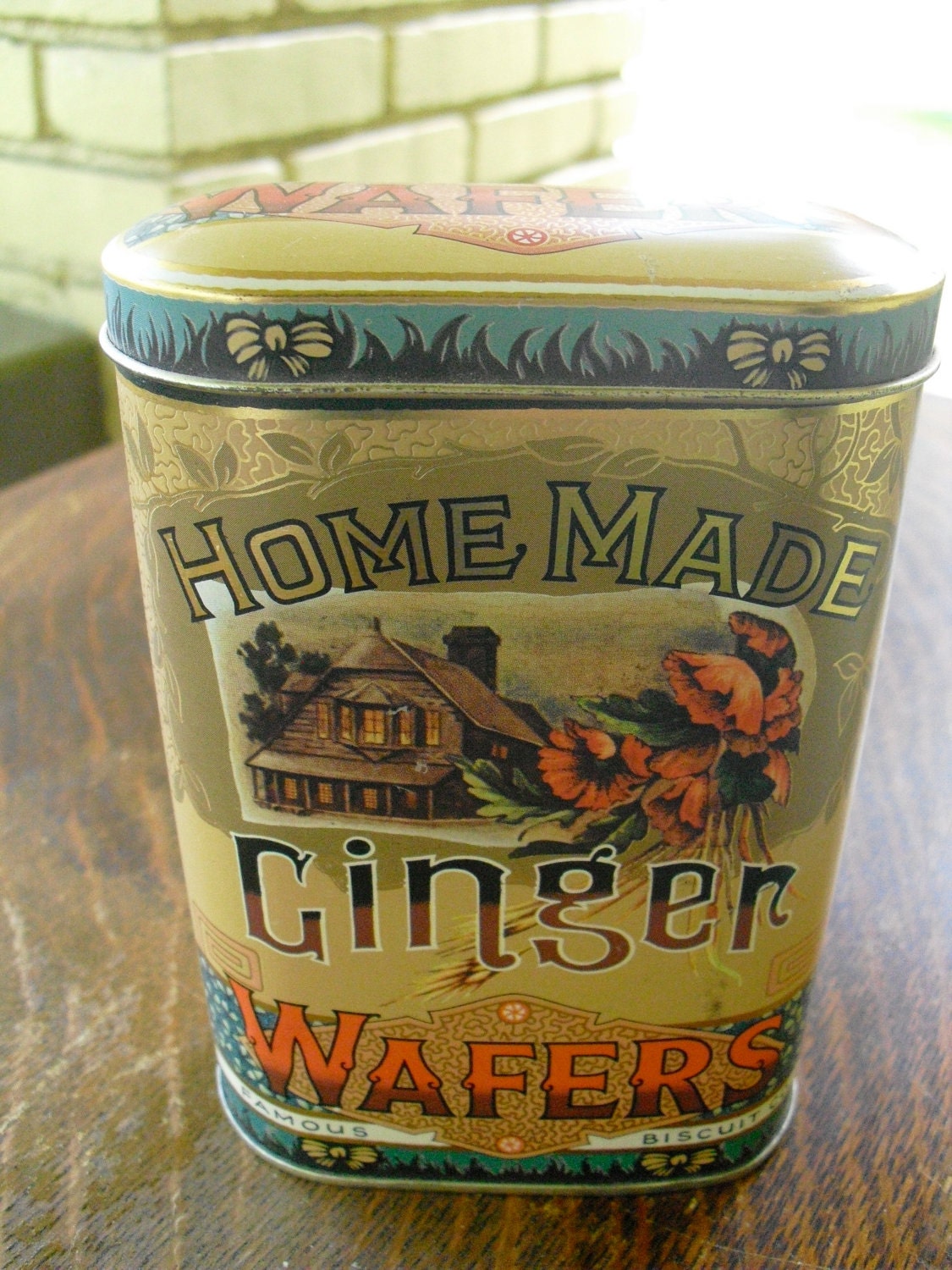 Homemade ginger wafers tin famous biscuit co by VestraVintageVita