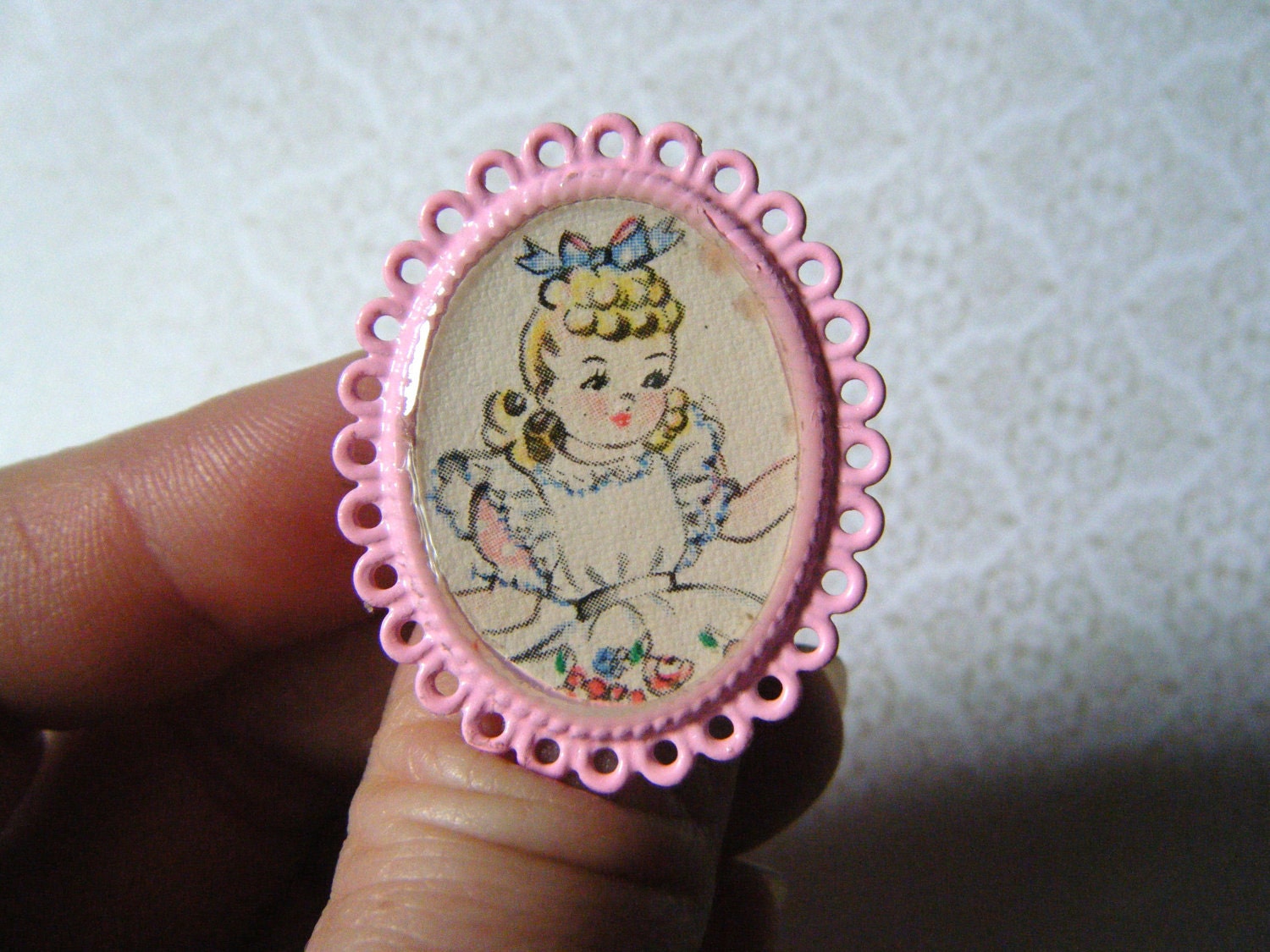 Pink ring vintage greeting card