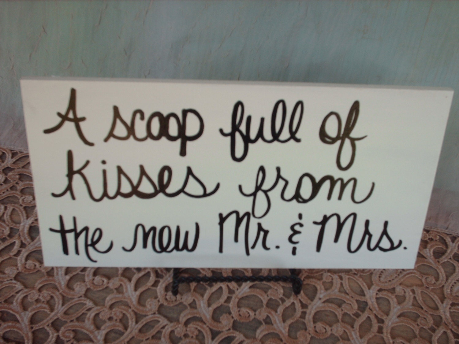 Black and White A Scoop full of kisses from the new Mr. and Mrs. Wedding Sign