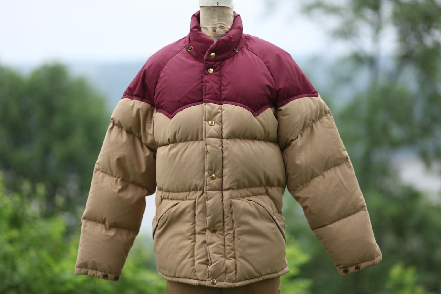 Vintage 70s Struggle Gear Down Filled Men's Outdoors Super Bad Ass  Jacket / Coat  Size Small.