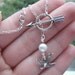 The Hunger Games - Sterling Silver Katniss Mockingjay Pin Archery Necklace with Peeta's Pearl - Lariat